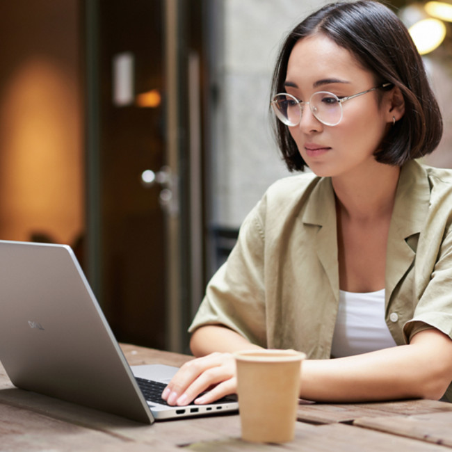 DELL Pro 16 Plus PB16255 Copilot+ AMD Ryzen AI 5 340 16GB RAM 512GB SSD 16" Full HD+ Windows 11 Pro Business Laptop