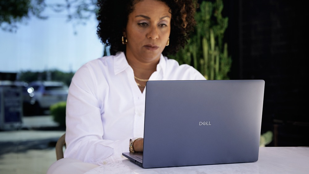 DELL Pro 14 Premium PA14250 Copilot+ PC Intel Core Ultra 5 236V 16GB RAM 512GB SSD 14" Full HD+ Windows 11 Pro Business Laptop