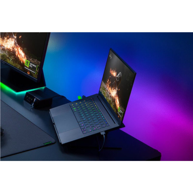 Razer Blade 14 RZ09-05306WS4-R3W1 (2025) AMD Ryzen AI 9 365 64GB RAM 2TB SSD RTX 5070 14" QHD+ 120Hz OLED Windows 11 Home Gaming Laptop