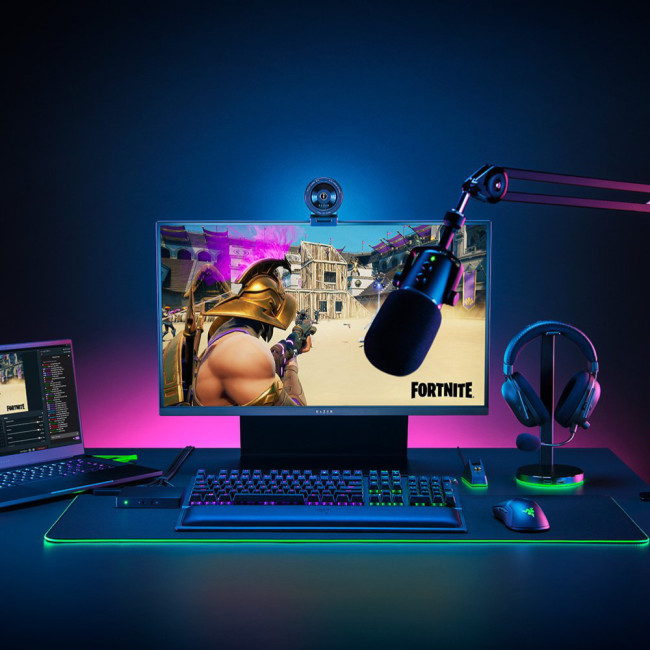 Razer Kiyo Pro Full HD 60fps USB Camera with High-Performance Adaptive Light Sensor - Black