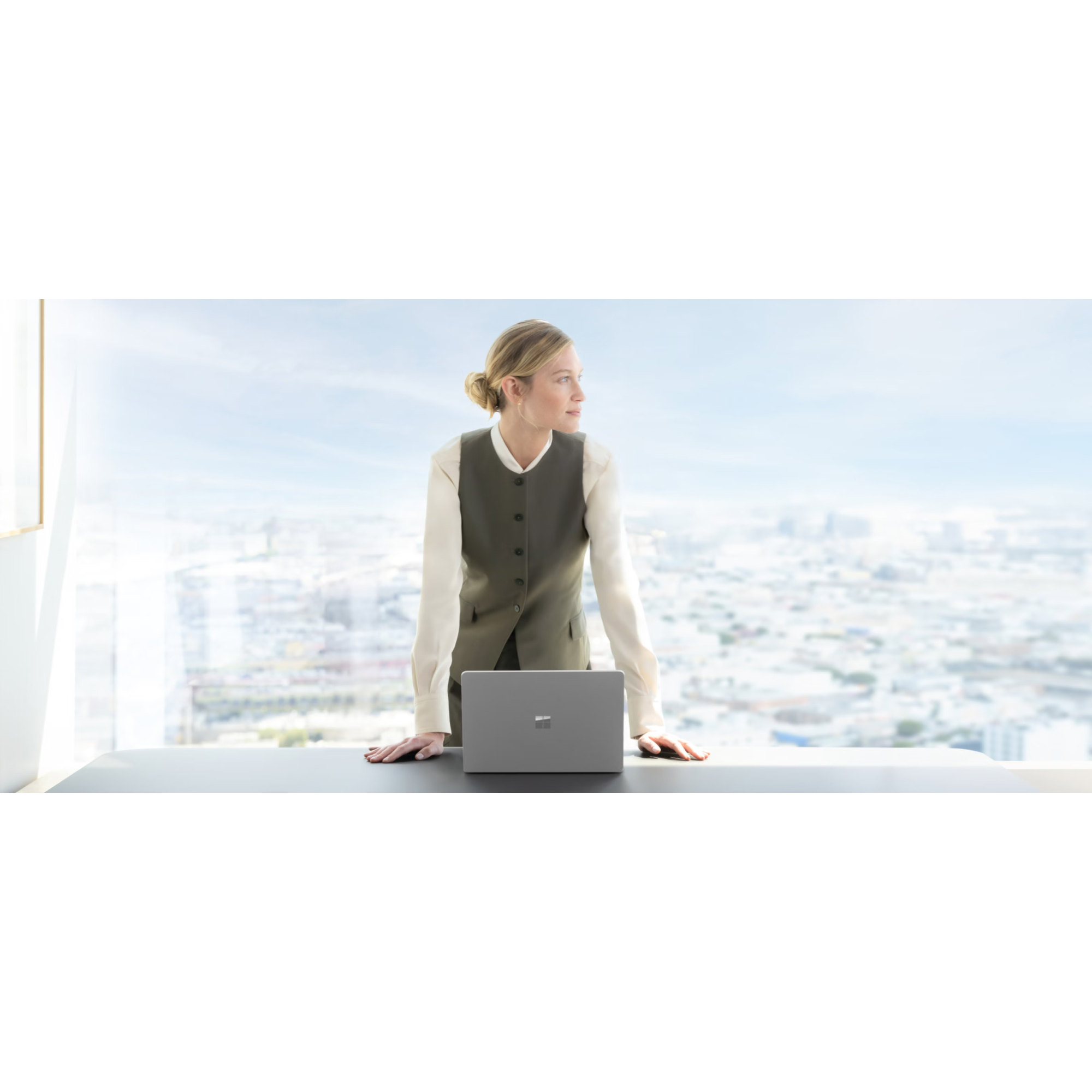 Microsoft Surface 7 EP2-21056 Ultra 7 16GB 256GB 13.8