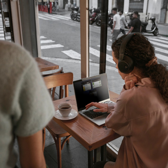 HP EliteBook Ultra G1i AI Intel Core Ultra 7 258V 32GB RAM 1TB SSD 14" Windows 11 Pro Laptop