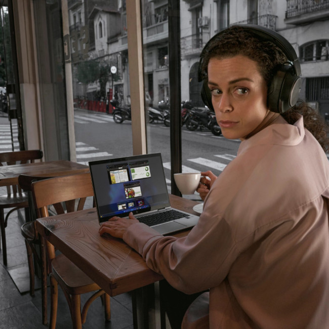 HP EliteBook 660 G11 Intel Core Ultra 5 125U 16GB RAM 512GB SSD 16" Windows 11 Pro Laptop