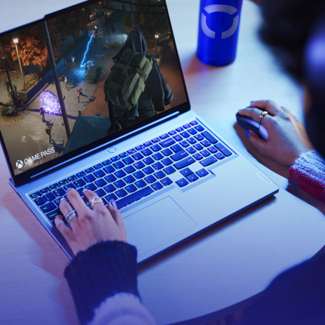 Lenovo Legion 5 Intel Core i7-14650HX 16GB RAM 1TB SSD NVIDIA RTX 4070 8GB DDR6 16" WQXGA IPS Windows 11 Home Gaming Laptop