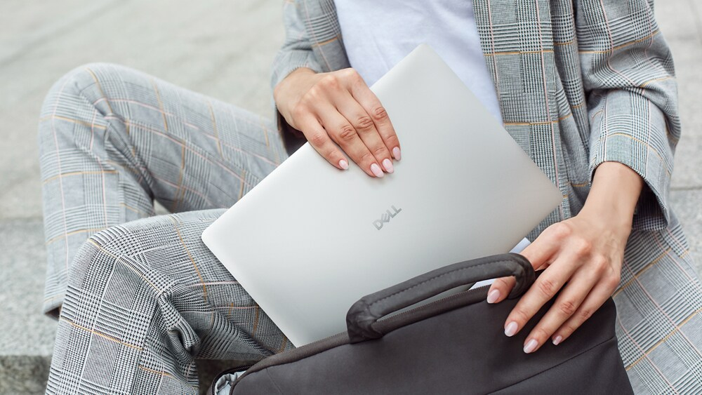 DELL Pro PC14250 Intel Core Ultra 7 265U 16GB RAM 512GB SSD 14" Full HD+ Windows 11 Pro Business Laptop