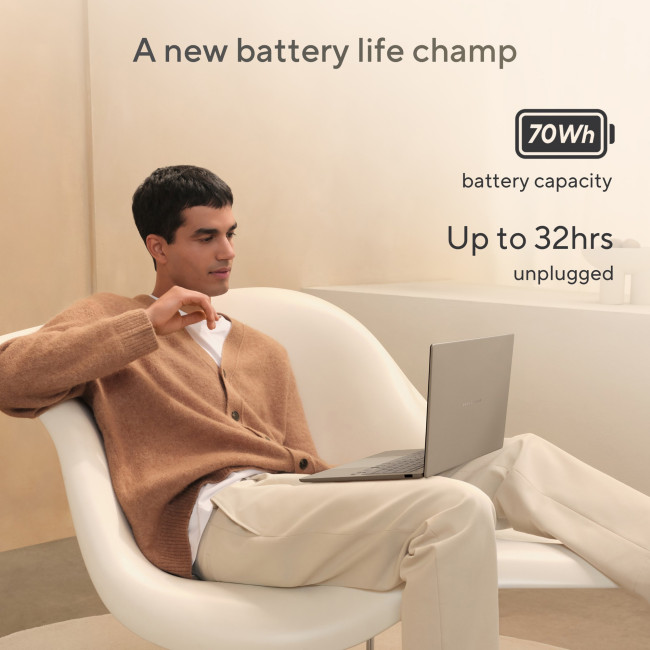 ASUS ZenBook A14 UX3407QA-QD244W laptop Snapdragon X X126100 16GB RAM 1TB SSD 14" Windows 11 Home Laptop