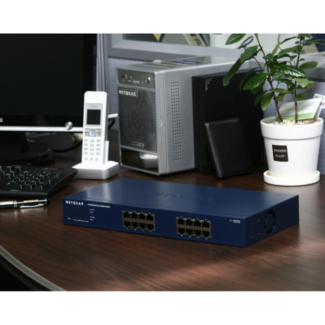 NETGEAR ProSafe JGS516 Gigabit Ethernet Switch 16x 10/100/1000 - Blue