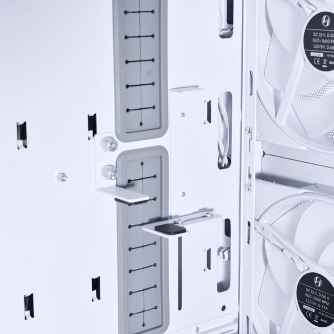 Lian Li Lancool 206 RW Tempered Glass Mid Tower Gaming PC Case - White