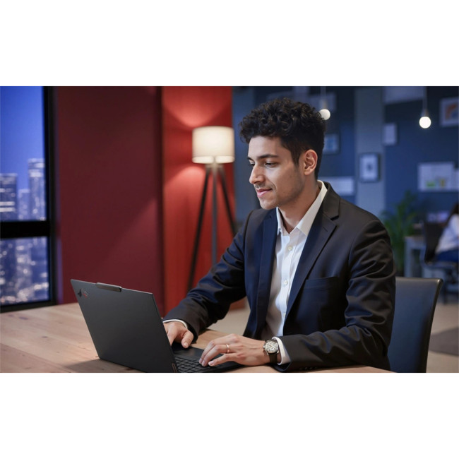 Lenovo ThinkPad X1 Carbon Gen 13 Aura Edition 21NX0086UK Intel Core Ultra 7 255U 14" Touchscreen 2.8K 32GB RAM 1TB SSD Windows 11 Pro Laptop