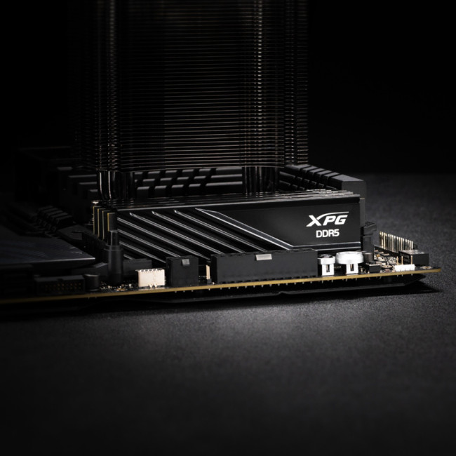 ADATA XPG LANCER BLADE AX5U5600C4616G-SLABBK 16GB (1 x 16GB) 5600 MHz DDR5 Desktop Memory