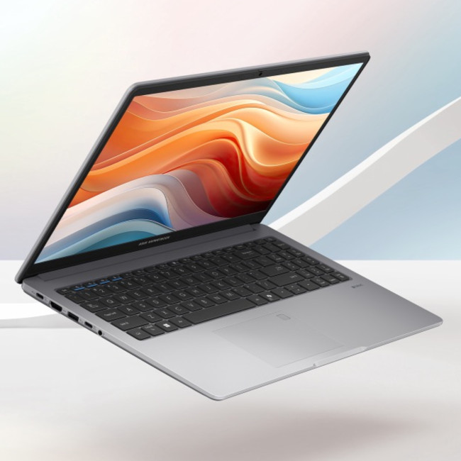 ASUS ExpertBook P1 PM1503CD-R731X AMD Ryzen 7 7735HS 32GB RAM 1TB SSD 15.6" Full HD Windows 11 Pro Laptop