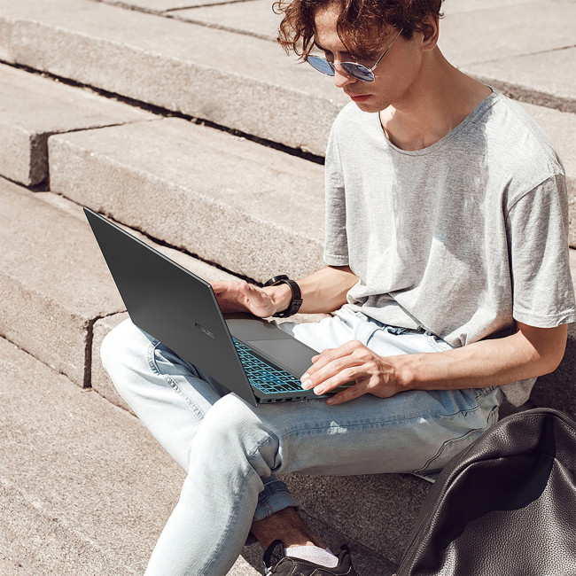 ASUS V16 V3607VH-RP011W Intel Core 5 210H 16GB RAM 512GB SSD RTX 5050 16" WUXGA Windows 11 Home Laptop