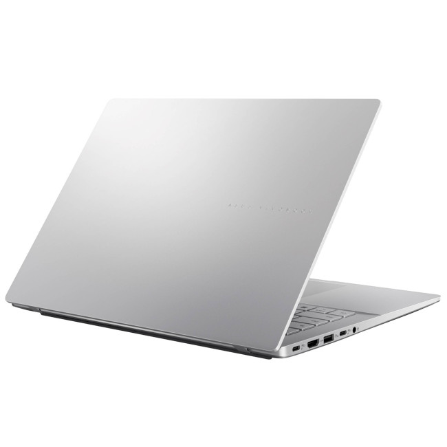 ASUS VivoBook S14 M3407HA-LY008W AMD Ryzen 5 220 16GB RAM 512GB SSD 14" WUXGA Windows 11 Home Laptop