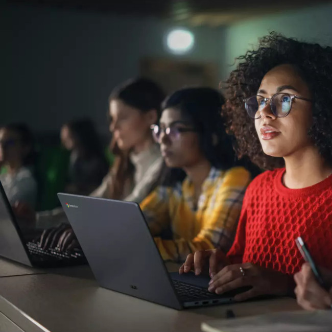 ASUS ChromeBook CX1405CKA Intel Celeron N4500 4GB RAM 64GB eMMC 14" ChromeOS Laptop