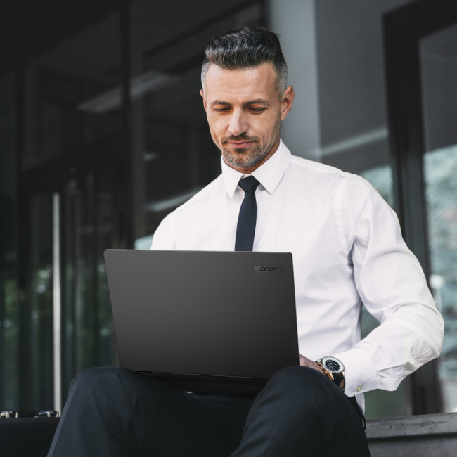 Acer TravelMate P6 TMP614-53-TCO Intel Core i5-1335U 16GB RAM 512GB SSD 14" Windows 11 Pro Laptop