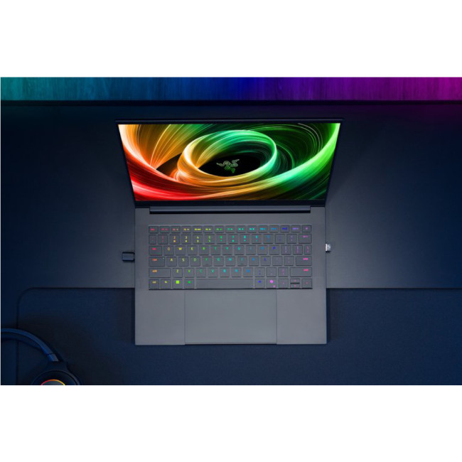 Razer Blade 14 RZ09-05306WS4-R3W1 (2025) AMD Ryzen AI 9 365 64GB RAM 2TB SSD RTX 5070 14" QHD+ 120Hz OLED Windows 11 Home Gaming Laptop