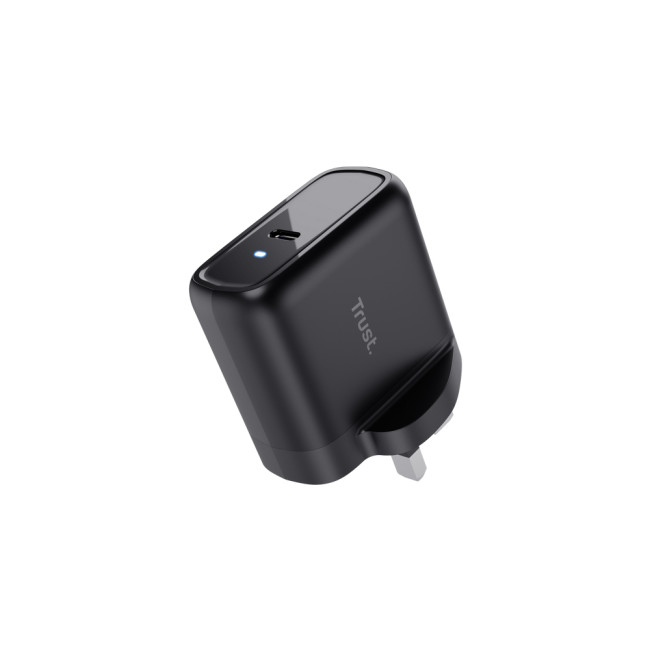 Trust Maxo Universal 65W USB C Fast Indoor Charger Black