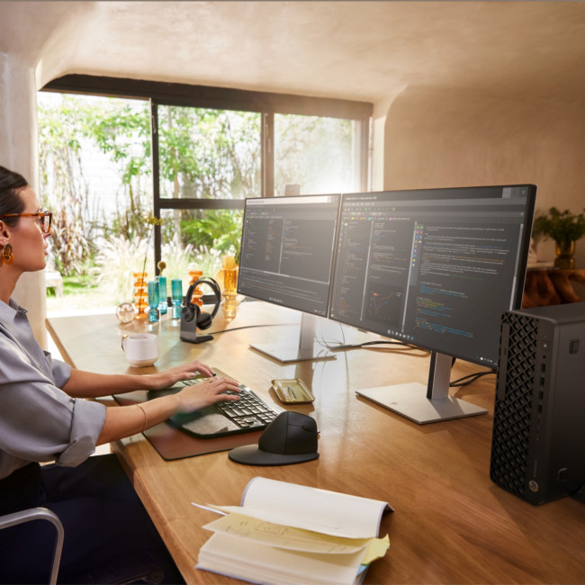 HP EliteDesk 8 G1i AI Intel&#174; Core Ultra 7 265 16GB RAM 1TB SSD RTX A400 Windows 11 Pro SFF PC